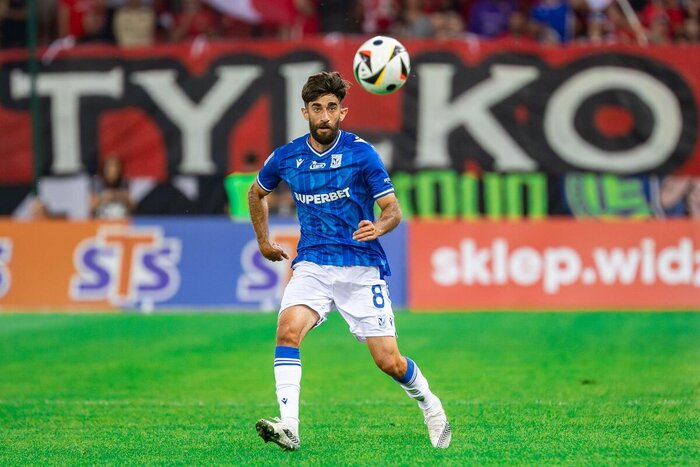 دوشنبه سرنوشتساز در انتظار وینگر تیم ملی؛ پرسپولیس برای قلیزاده ۶۰ میلیارد کنار گذاشت