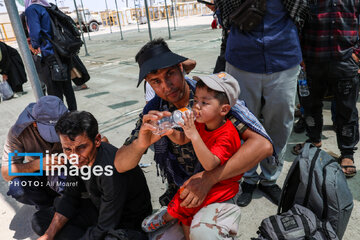 Peregrinos extranjeros de Arabaín en fronteras de Juzestán