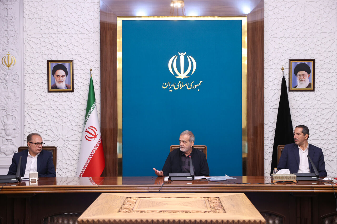 رای اعتماد به وزرای پیشنهادی مکمل رویکرد وفاق ملیِ دولت است/به دنبال رضایتمندی مردم هستیم رای اعتماد به وزرای پیشنهادی مکمل رویکرد وفاق ملیِ دولت است/به دنبال رضایتمندی مردم هستیم