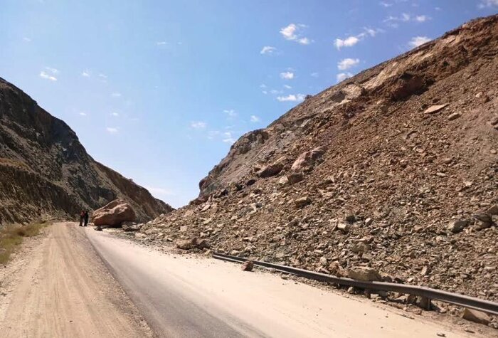 جاده چوپانان به انارک بازگشایی شد