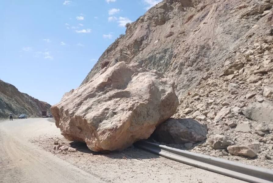 جاده چوپانان به انارک بازگشایی شد