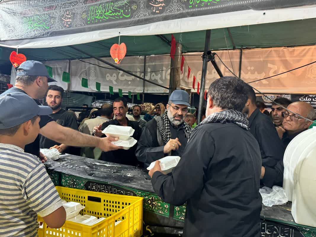 فیلم| خدمات رسانی به زائران اربعین در بازگشت به مرز شلمچه