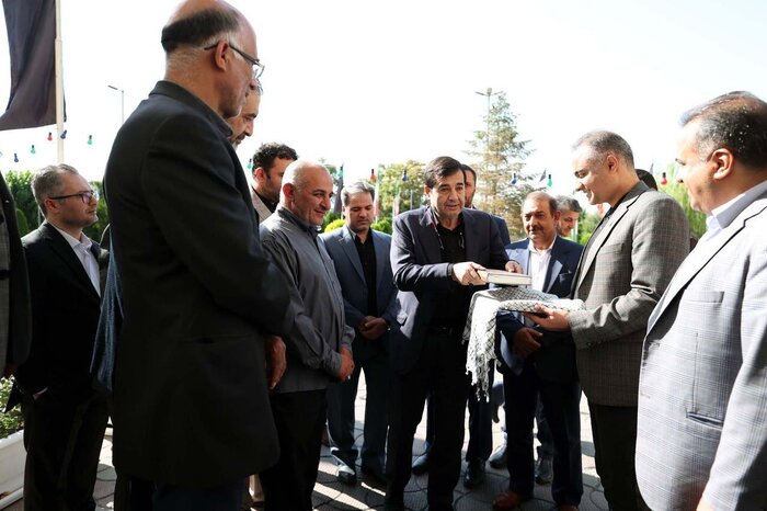 تایید ورزشگاه فولادشهر توسط ایافسی در شب توقف یحیی و پرسپولیس