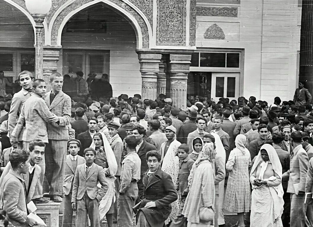 متفقین چگونه نان مردم را آجر کردند؟ متفقین چگونه نان مردم را آجر کردند؟