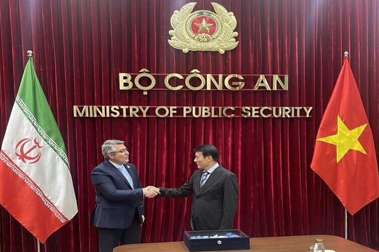 Iran, Vietnam vow to enhance crime-fighting cooperation