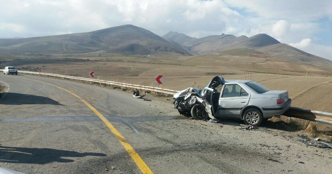 تصادف در غرب سبزوار چهار کشته و ۲ مصدوم داشت