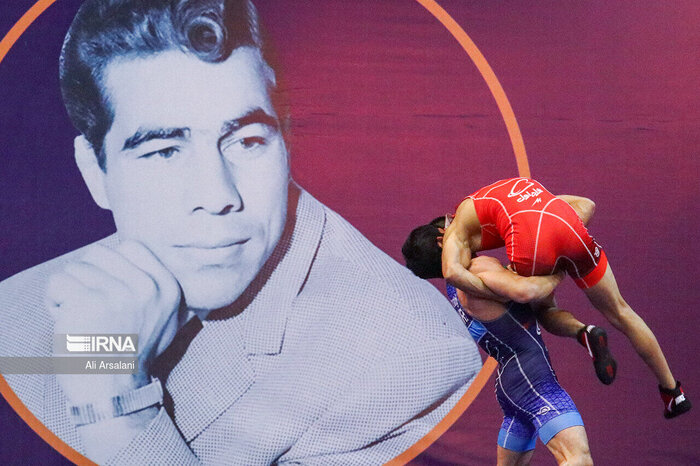 استارت تمامیتخواهی نکونام، بیرحمی آزمون در امارات و کارگری که قهرمان کشتی المپیک شد