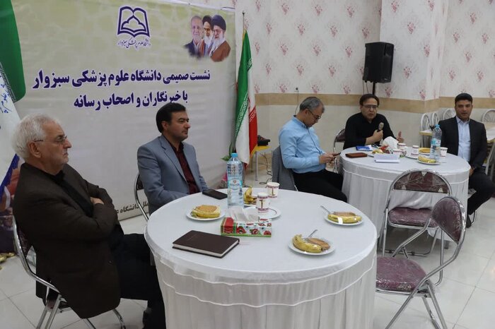 علوم پزشکی سبزوار ماهانه ۲۶ میلیارد ریال کسری بودجه دارد