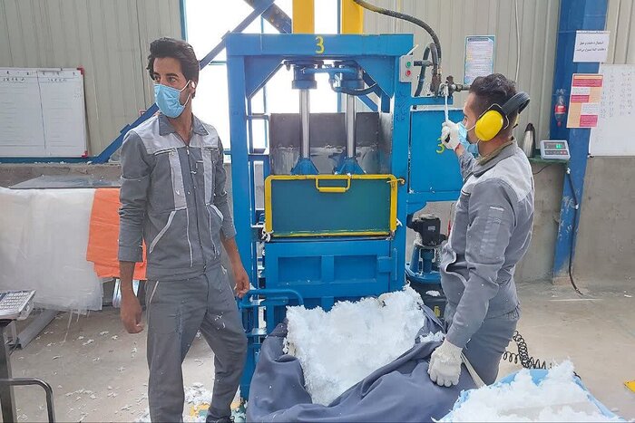 کارخانه تولید الیاف شیشه در قاینات به بهرهبرداری رسید