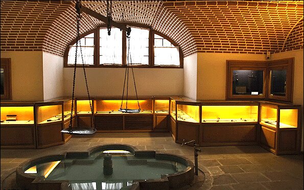 تورق تاریخ با ۴۴ موزه آذربایجان شرقی