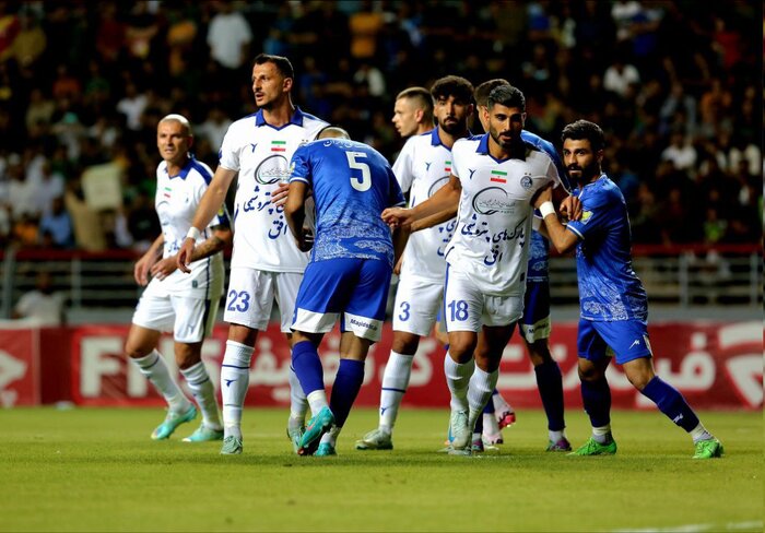 لطیفی: برخی برای استقلال نقشه میکشند؛ هواداران باید صبور بوده و حمایت کنند