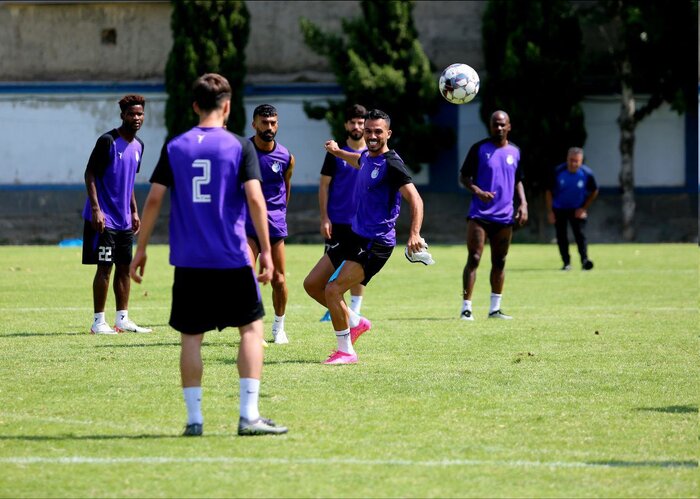 لطیفی: برخی برای استقلال نقشه میکشند؛ هواداران باید صبور بوده و حمایت کنند