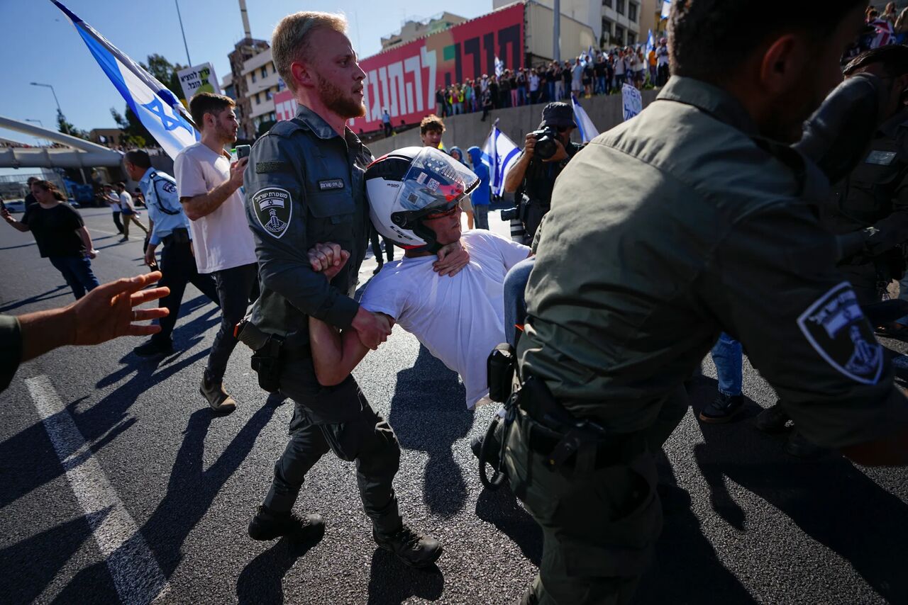 Israelis plan general strike as protesters demand Gaza truce deal