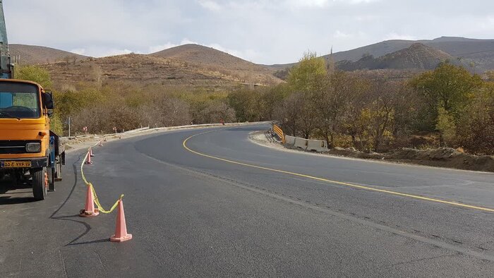 استان قم با اجرای پروژههای جادهای در مسیر تردد روان و کاهش ترافیک قرار گرفتهاست