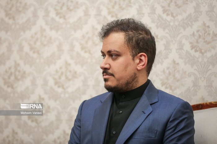 ضرورت قدردانی از «مجاهدان در غربت» و بازگویی جنایات صهیونیسم