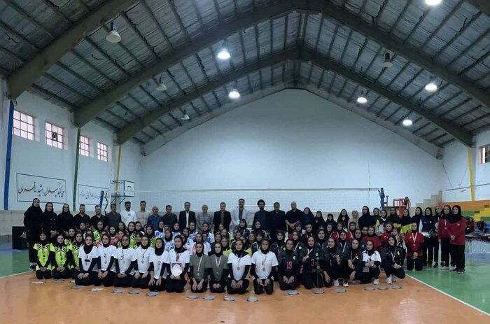 تیم بانوان شیراز قهرمان والیبال جام هفته دولت شد