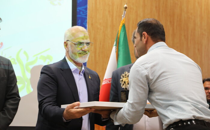 بهره برداری از ۴۱ شرکت تعاونی در خوزستان/ تجلیل از ۱۴ تعاونی برتر ملی و استانی