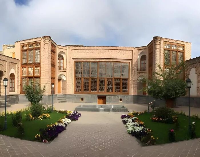 عمارت آقازاده اردبیل؛ شاهکاری از هنر معماران روسی و ایرانی