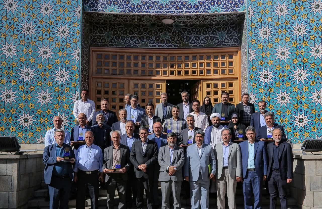 اشتغال بیش از ۹۴ هزار نفر در تعاونیهای آذربایجان شرقی اشتغال بیش از ۹۴ هزار نفر در تعاونیهای آذربایجان شرقی