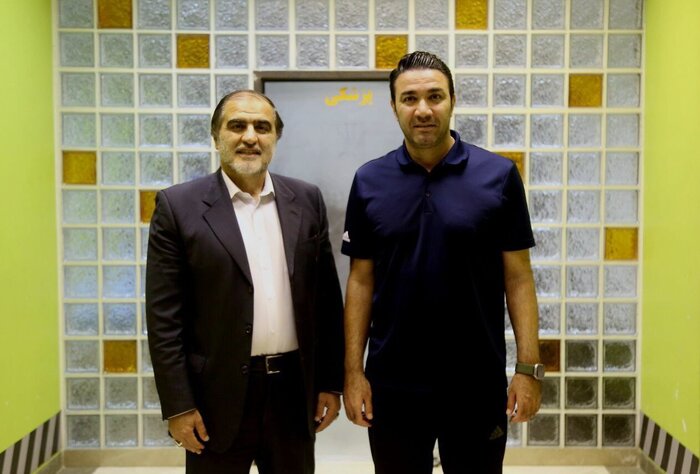 آتش بس در استقلال در رو قدرت نمایی گلادیاتور کشتی و شکست مرد یخی