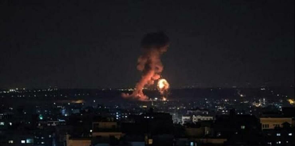 14 civiles martirizados en ataques aéreos israelíes en Siria