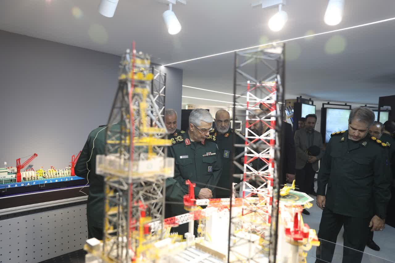 سرلشکر باقری: قرارگاه سازندگی خاتم الانبیا بازوی توانمند در کنار دولت است