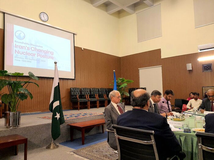 تحریمها تاثیری بر برنامههای اتمی ایران نداشت/ اسرائیل تهدیدی برای منطقه است