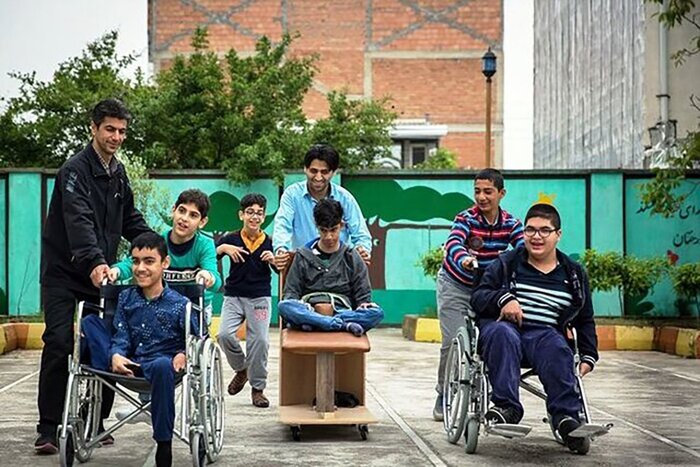 چالشهای زندگی معلولان در گچساران