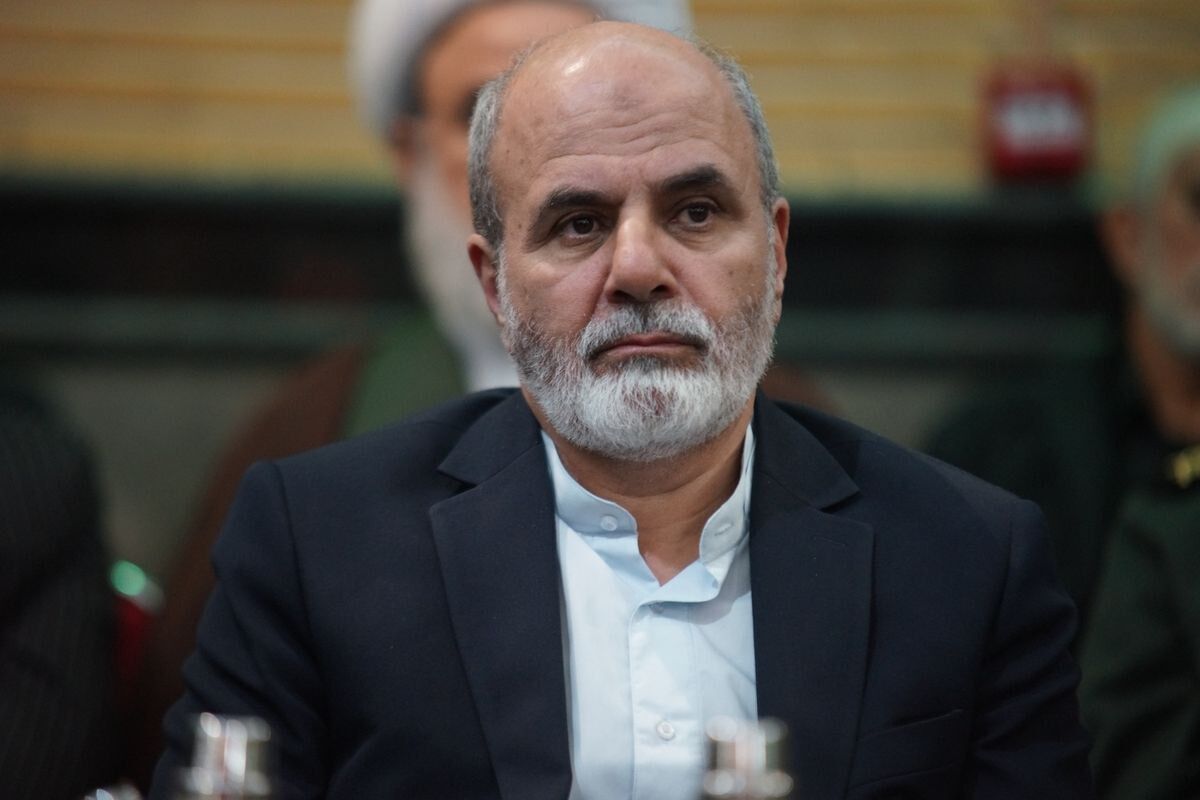 Top Iranian security official departs for Russia