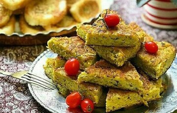 طرز تهیه کوکو لوبیا سبز تبریزی مجلسی با پنیر پیتزا