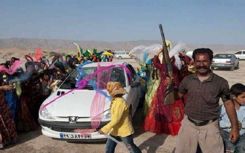 رسم غلط تیراندازی در کهگیلویه پای خانواده عروس و داماد را به زندان کشاند رسم غلط تیراندازی در کهگیلویه پای خانواده عروس و داماد را به زندان کشاند