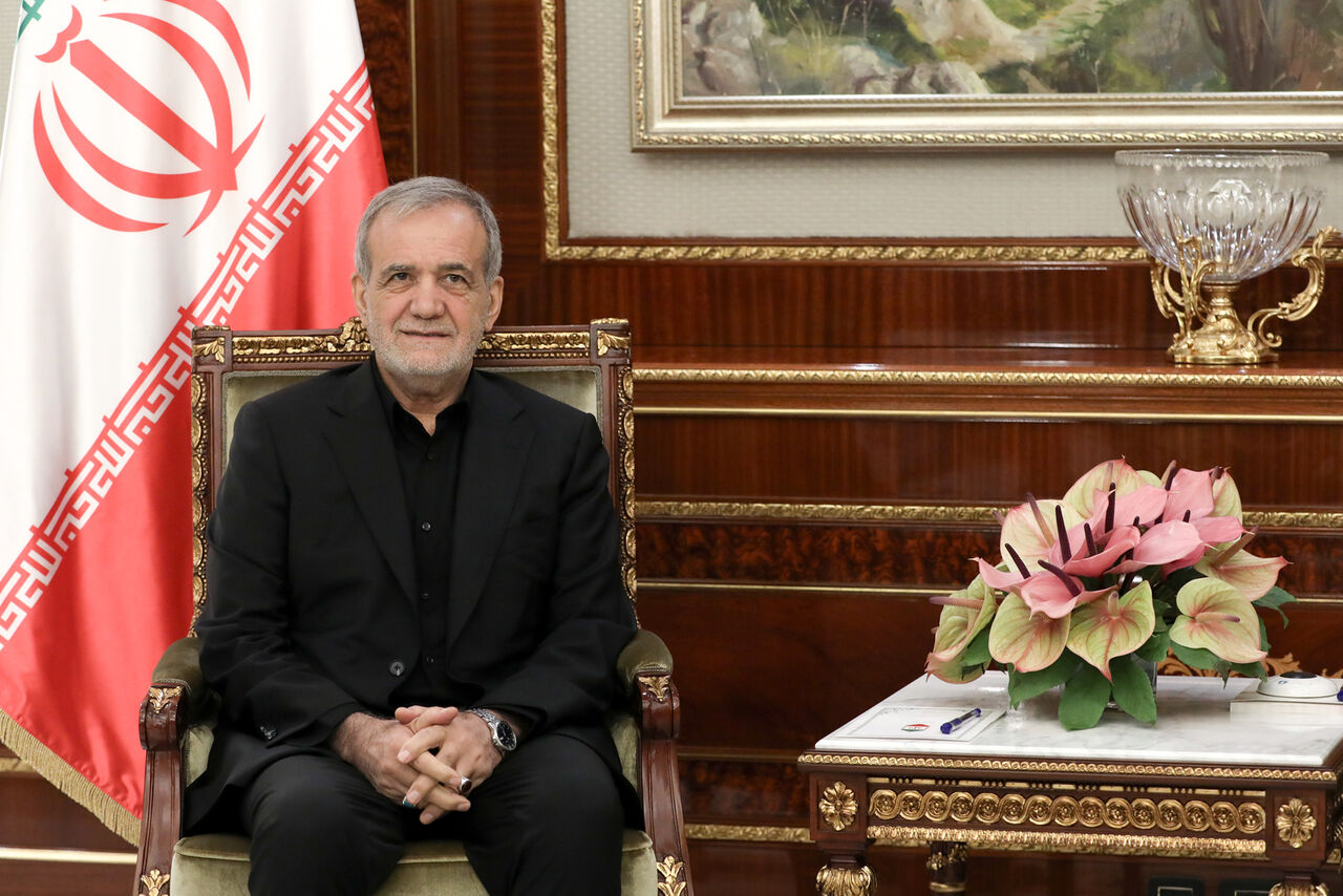 پزشکیان: دغدغه خود درباره فلسطین و لبنان را با سران کشورهای جهان در میان گذاشتیم پزشکیان: دغدغه خود درباره فلسطین و لبنان را با سران کشورهای جهان در میان گذاشتیم