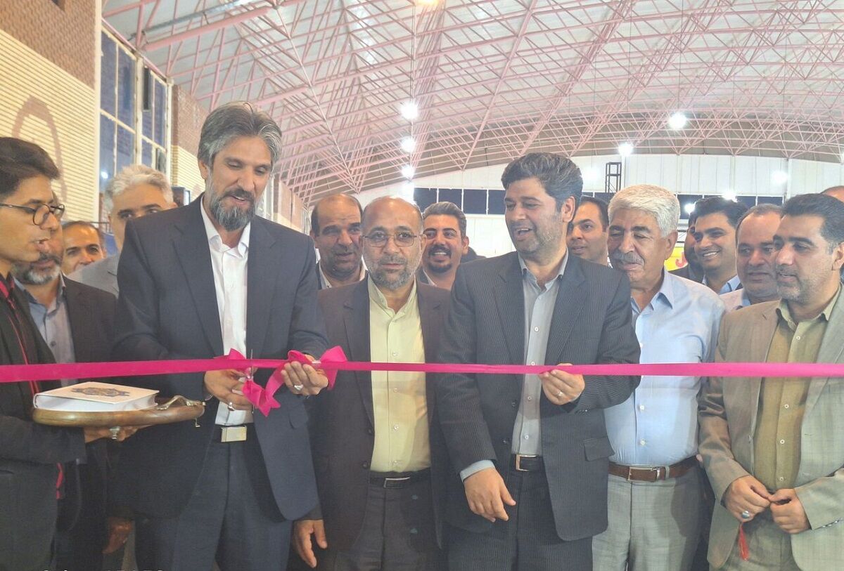 نمایشگاه فروش پاییزه در بیرجند گشایش یافت + فیلم نمایشگاه فروش پاییزه در بیرجند گشایش یافت + فیلم