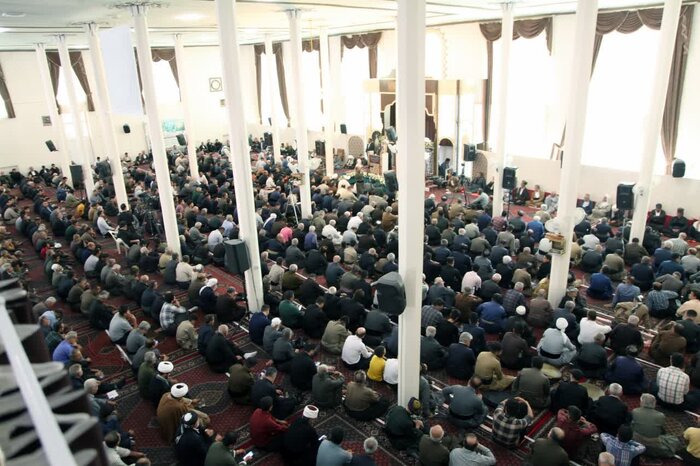 امام جمعه کرمانشاه: اختلافافکنی بین شیعه و سنی، نقشه دشمن است