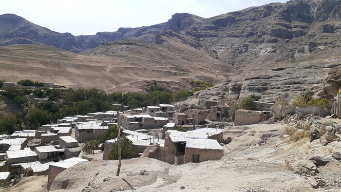 روستایی محروم در جوار قلعه باستانی «پیشتاب» بهره مند از خدمات بنیاد مسکن