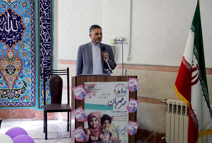 زنگ شکوفهها برای ۳۰ هزار دانشآموز اول ابتدایی استان قم نواخته شد