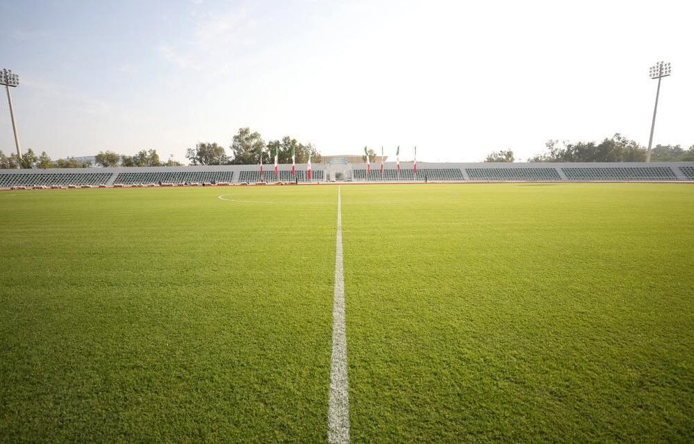 زمین چمن هیبریدی کیش در سایه سوء مدیریت!