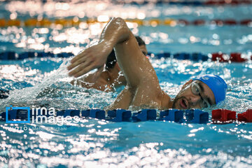 Campamento del equipo nacional de natación en Mashhad