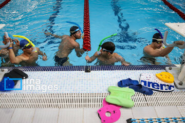 Campamento del equipo nacional de natación en Mashhad