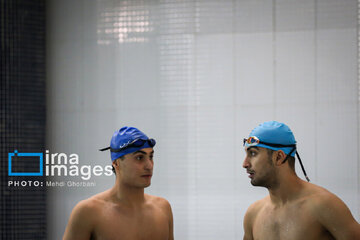 Campamento del equipo nacional de natación en Mashhad