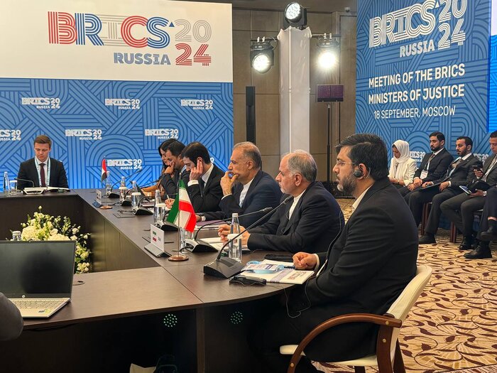 وزیر دادگستری: بریکس برای مقابله با تحریمهای یکجانبه گام بردارد