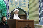 امام جمعه یزد: ملت ایران در دفاع مقدس بر جبهه عظیم کفر پیروز شد