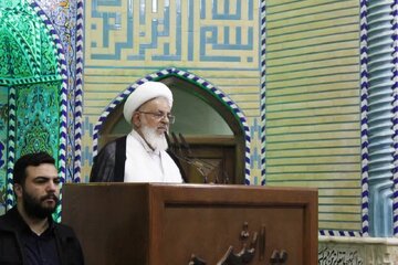 امام جمعه یزد: ملت ایران در دفاع مقدس بر جبهه عظیم کفر پیروز شد