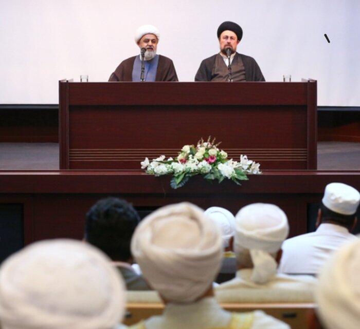 تجدید میثاق مهمانان سی و هشتمین اجلاس وحدت اسلامی با آرمانهای امام خمینی(ره)