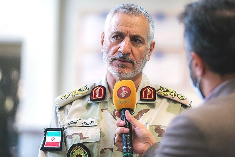 Iran's commander elaborates on details of killing top Komalah commander in Marivan