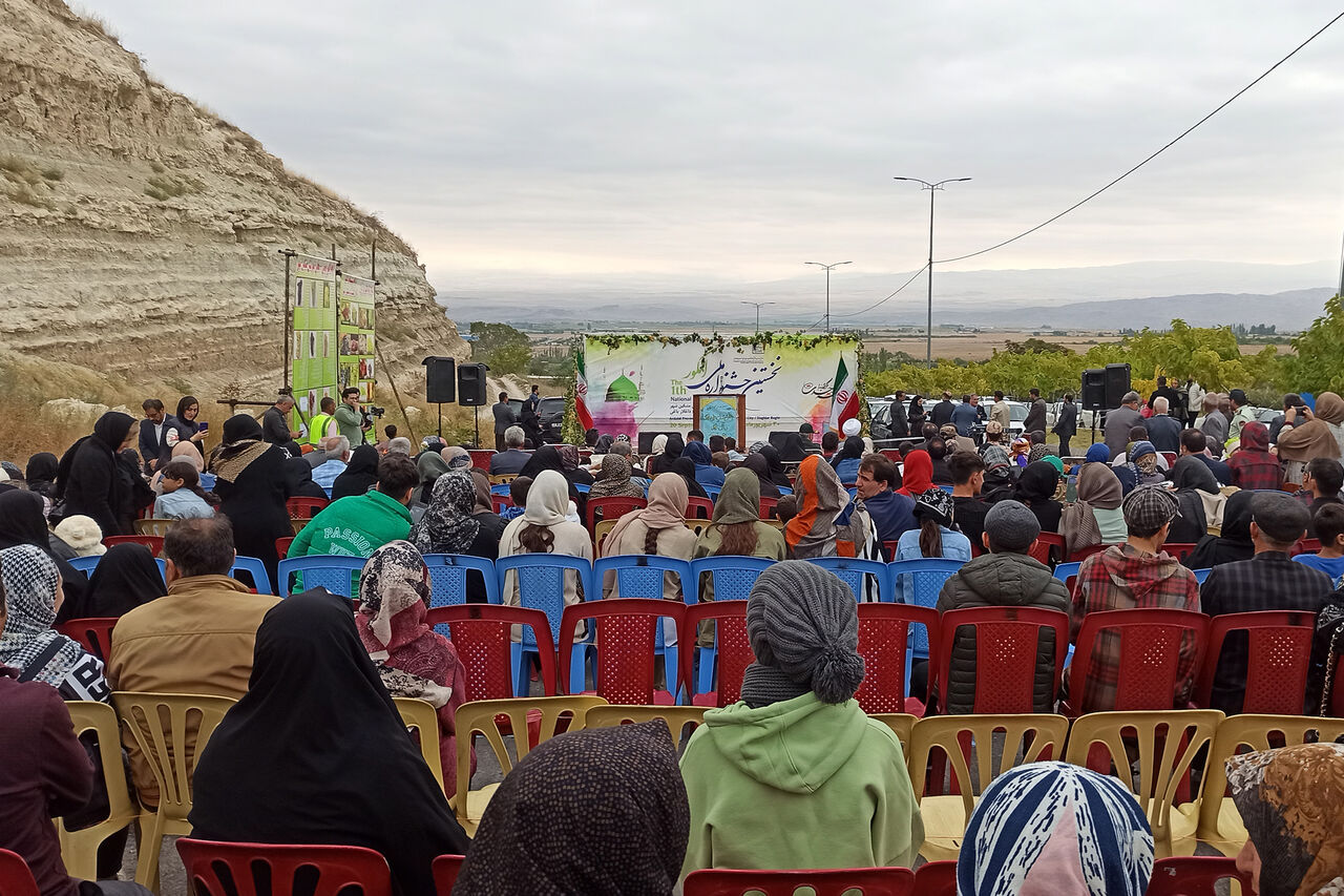 جشنواره ملی انگور در مشگین شهر برگزار شد