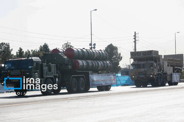 Iran's Sacred Defense Week military parade