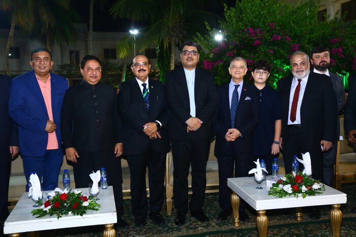 Joint table between Iran and Pakistan at the food and cooking festival in Karachi + photo