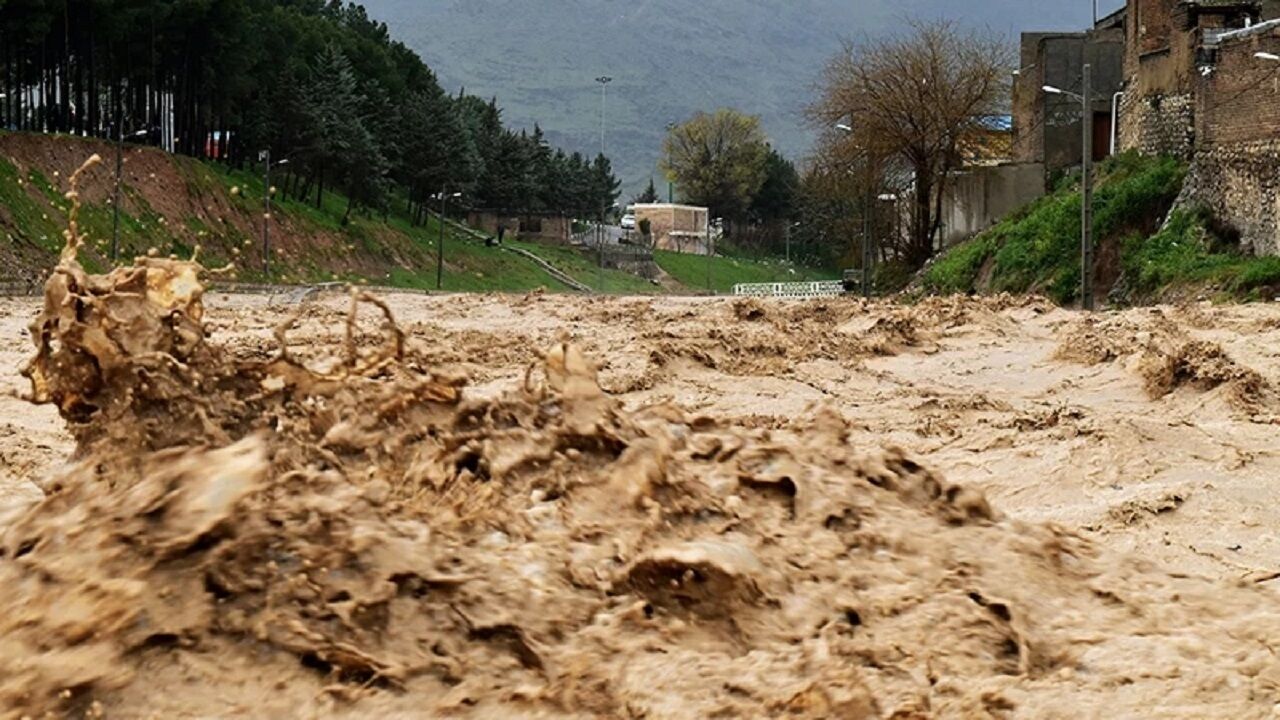 تداوم باد و باران در مازندران/ هشدار طغیان رودخانه‌ها