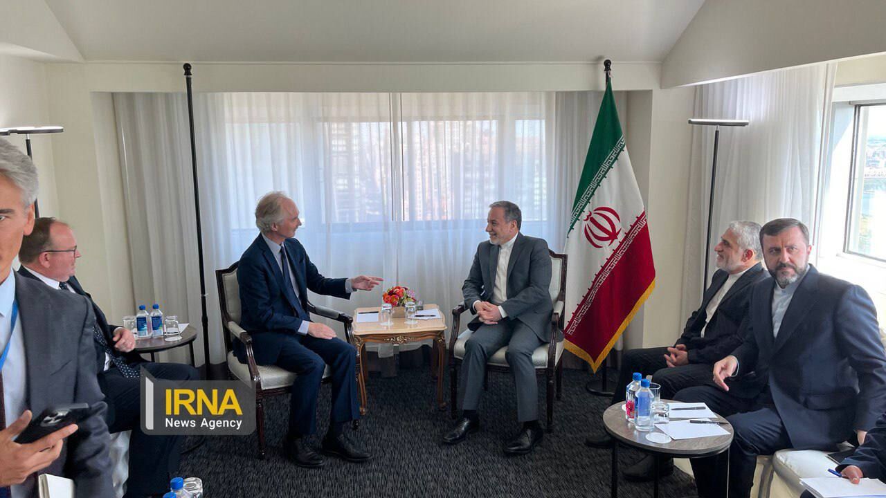 Iran FM, UN special envoy for Syria meet in New York